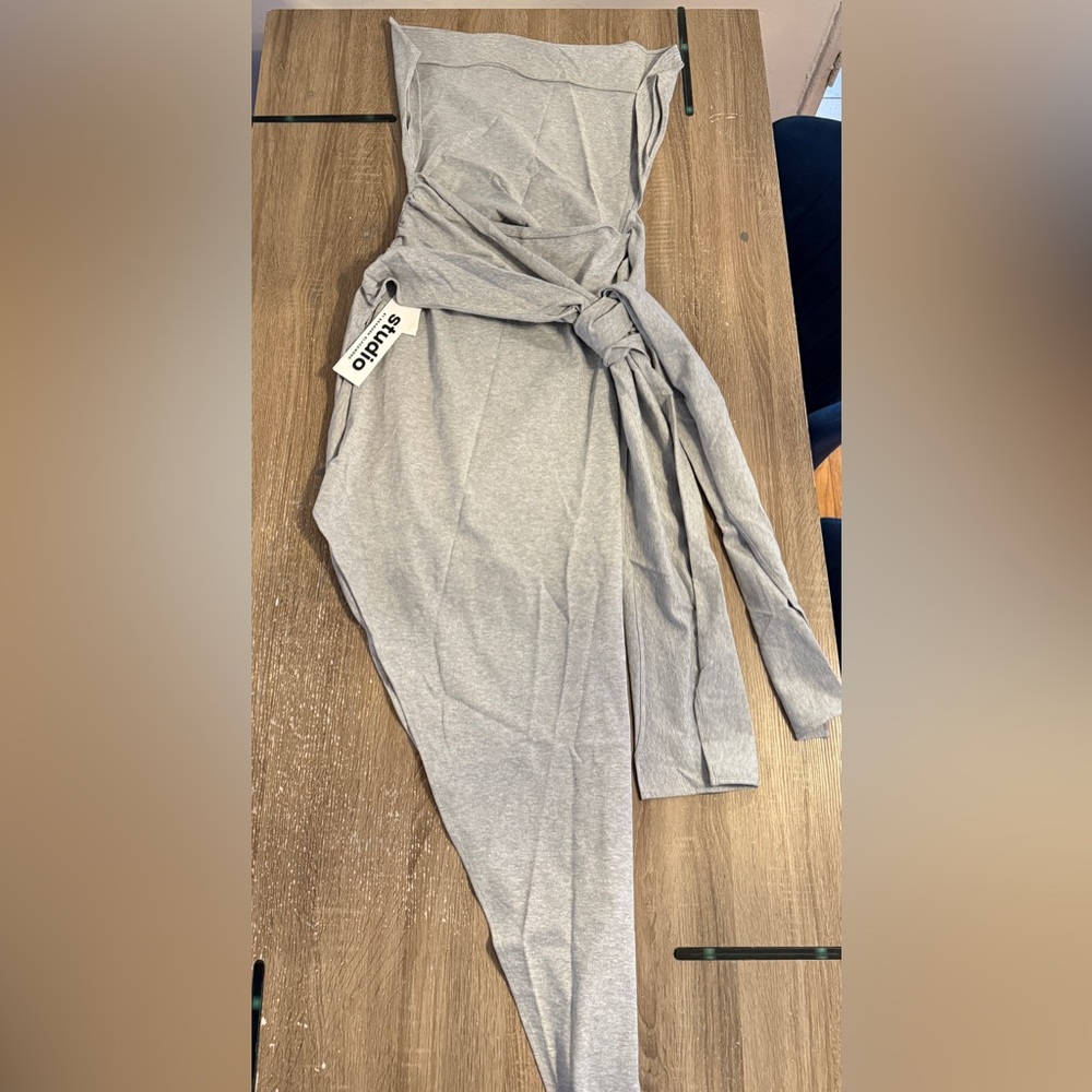 Brandon Blackwood Gray Off-Shoulder Dress - Picture 4 of 5
